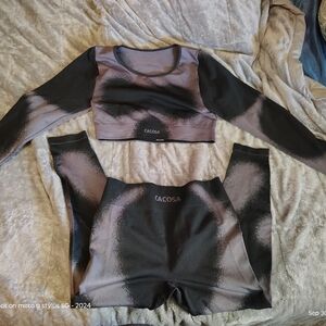Cacosa Black and Gray Activewear Set